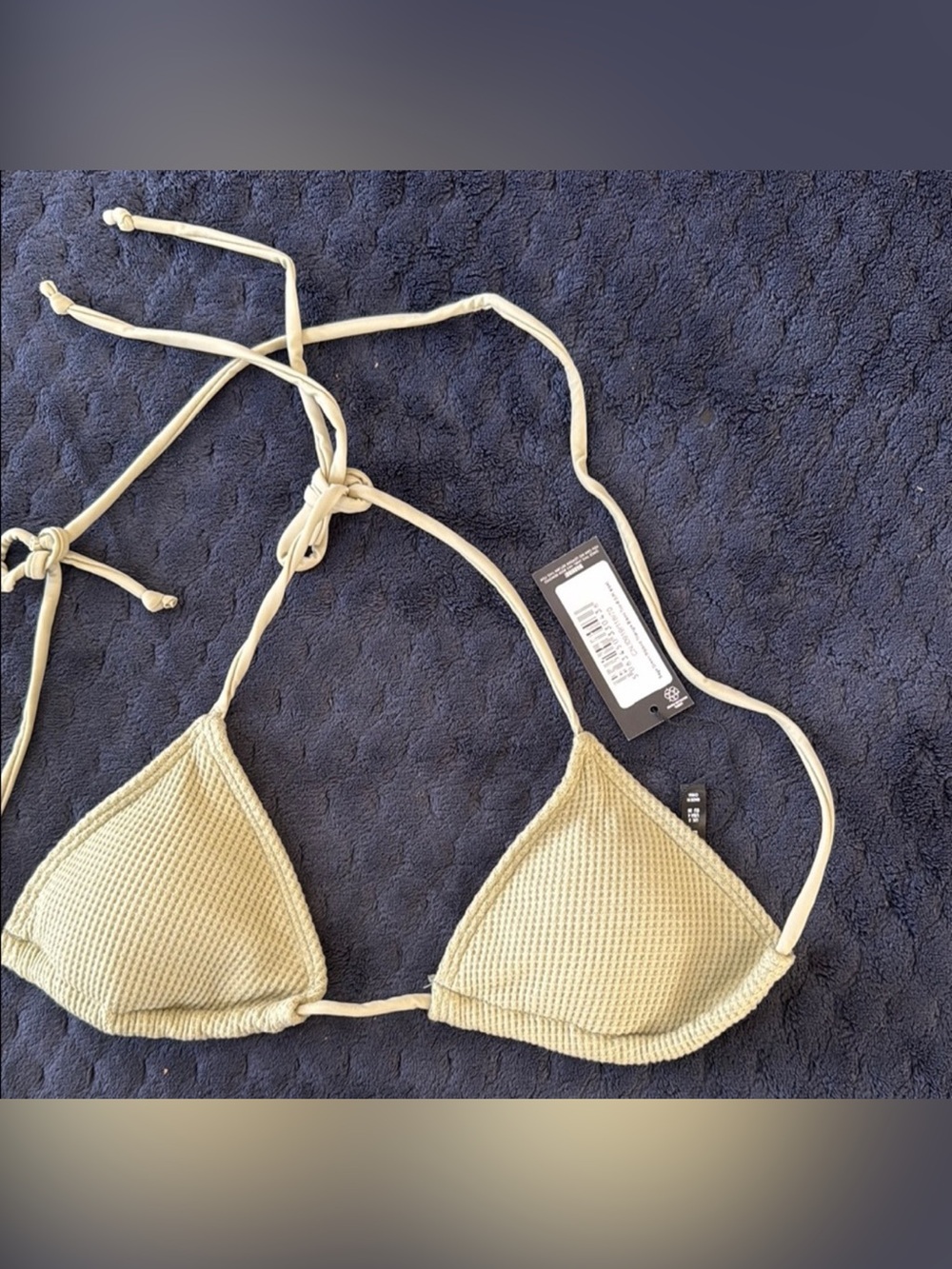 PrettyLittleThing Green Textured Swim Bra